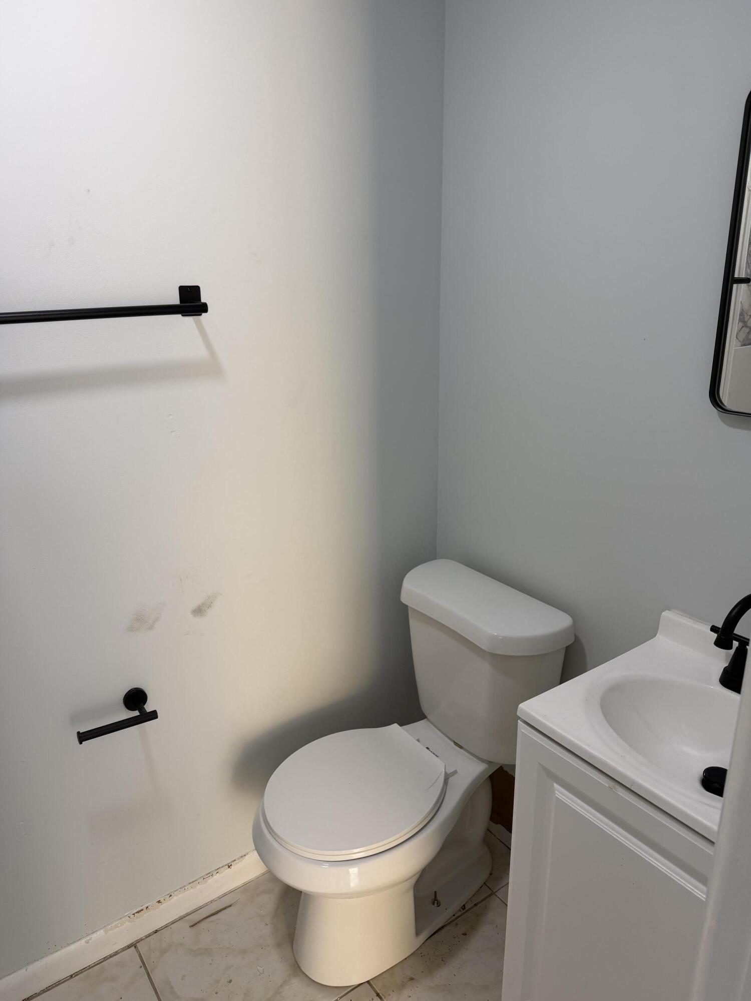 DIANE MANOR - Residential Lease