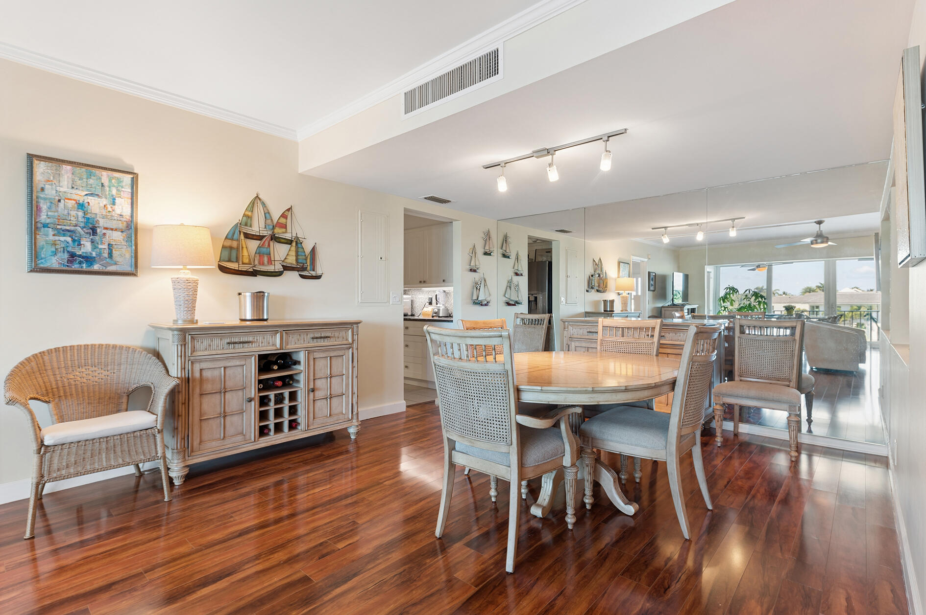 BARRTON APTS INC CONDO - Residential