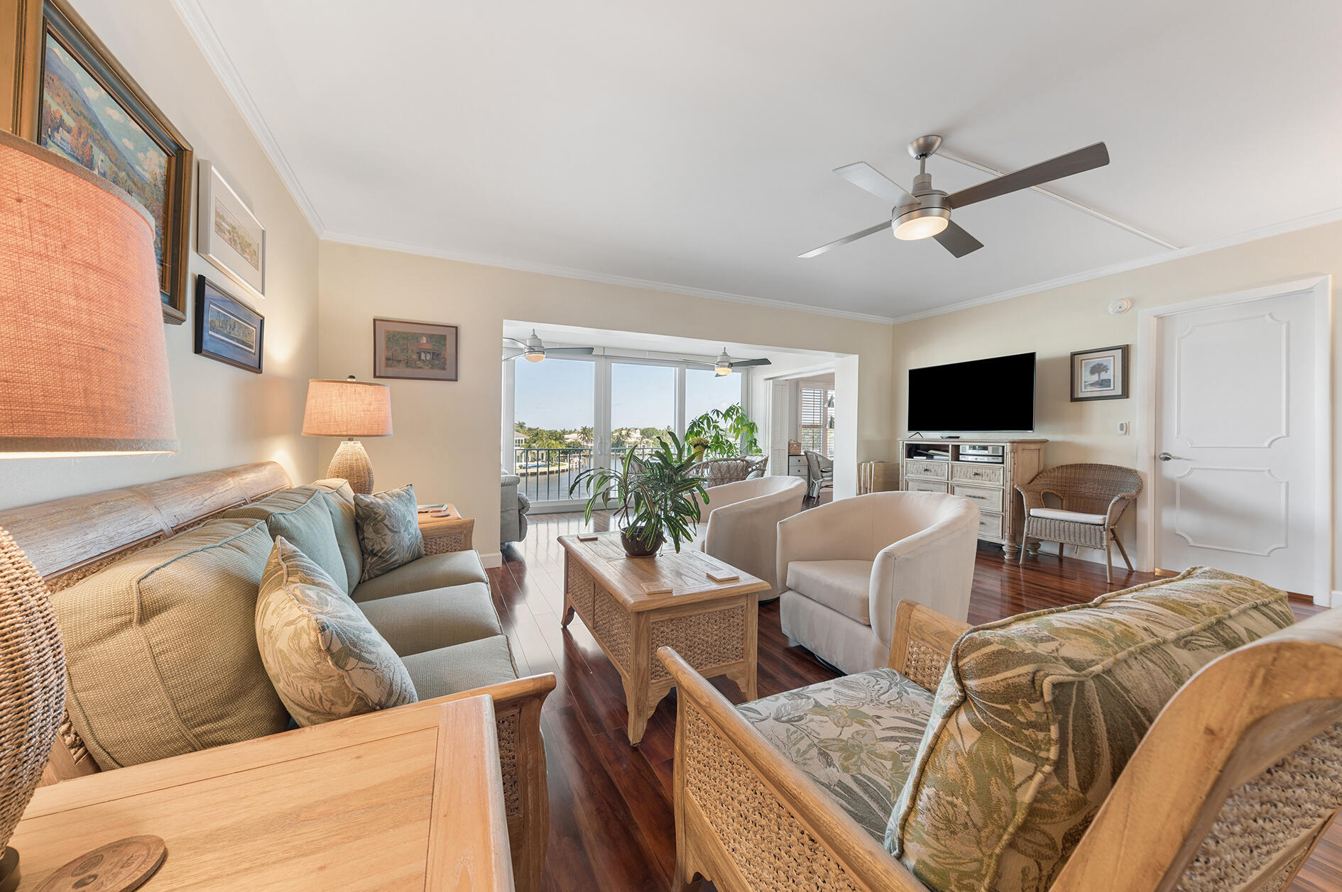 BARRTON APTS INC CONDO - Residential