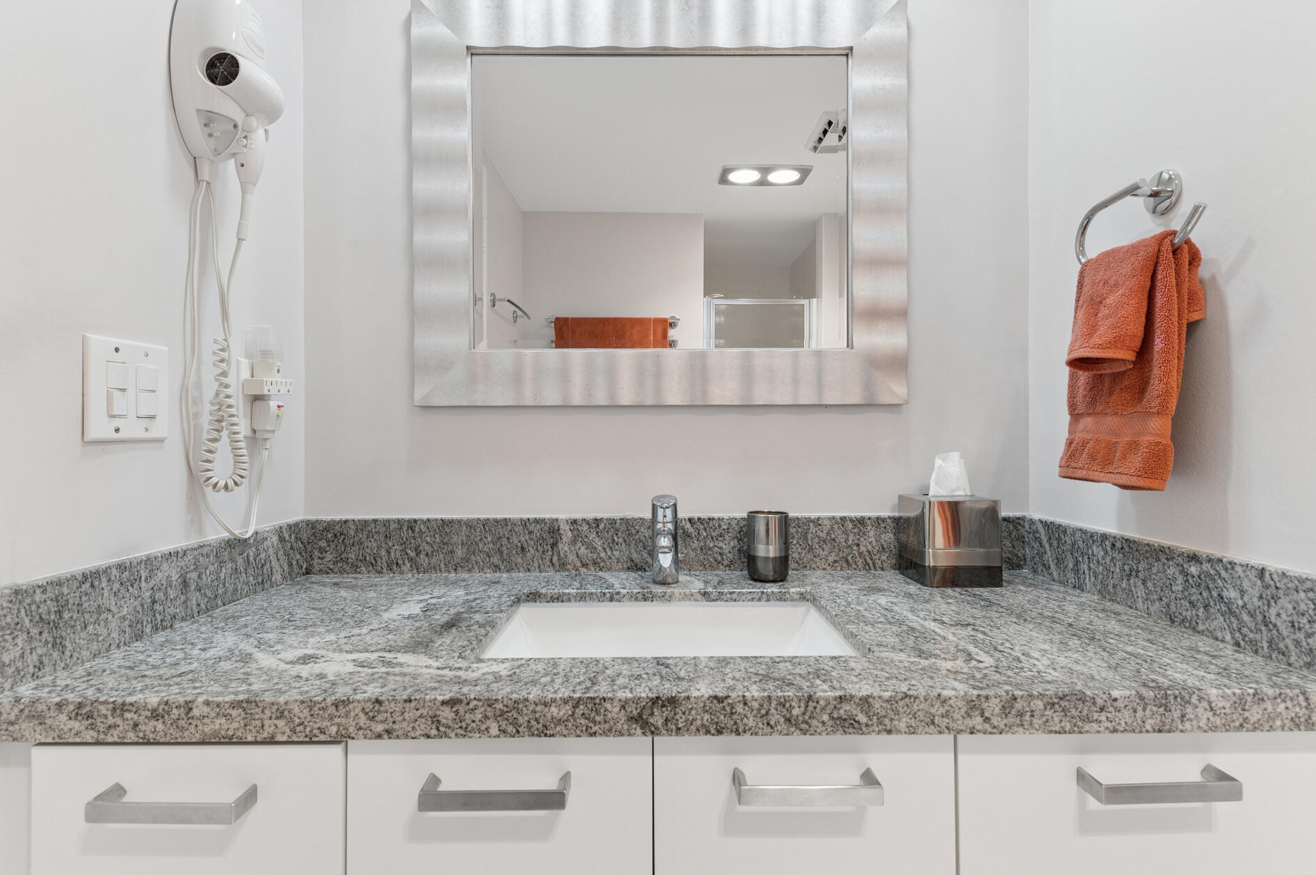 BARRTON APTS INC CONDO - Residential