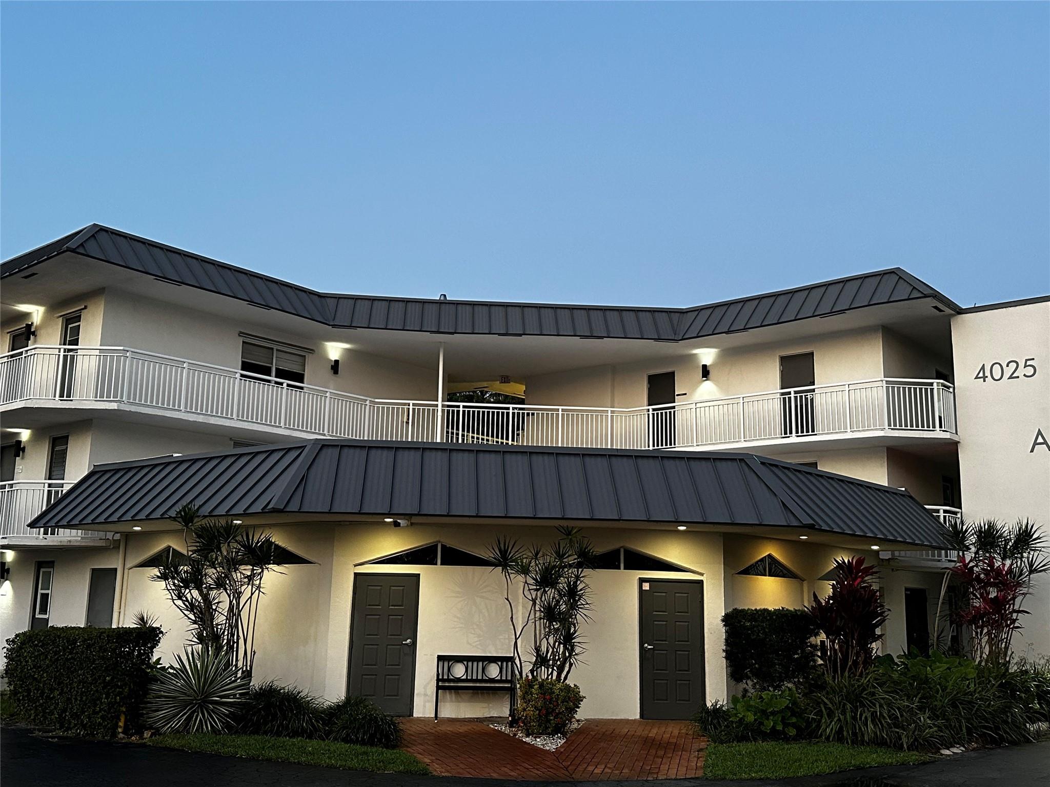 Kings Park Condominium - Residential