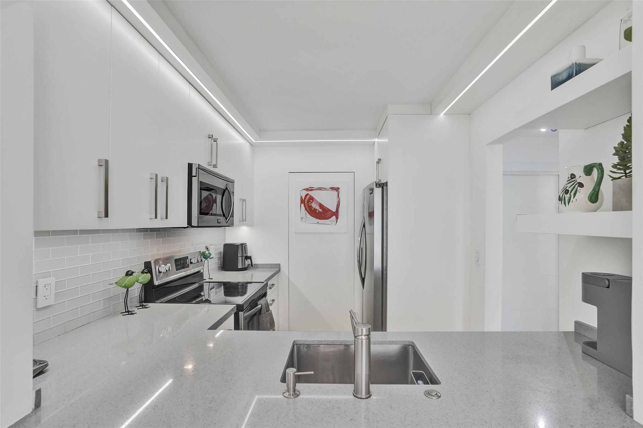 Kings Park Condominium - Residential