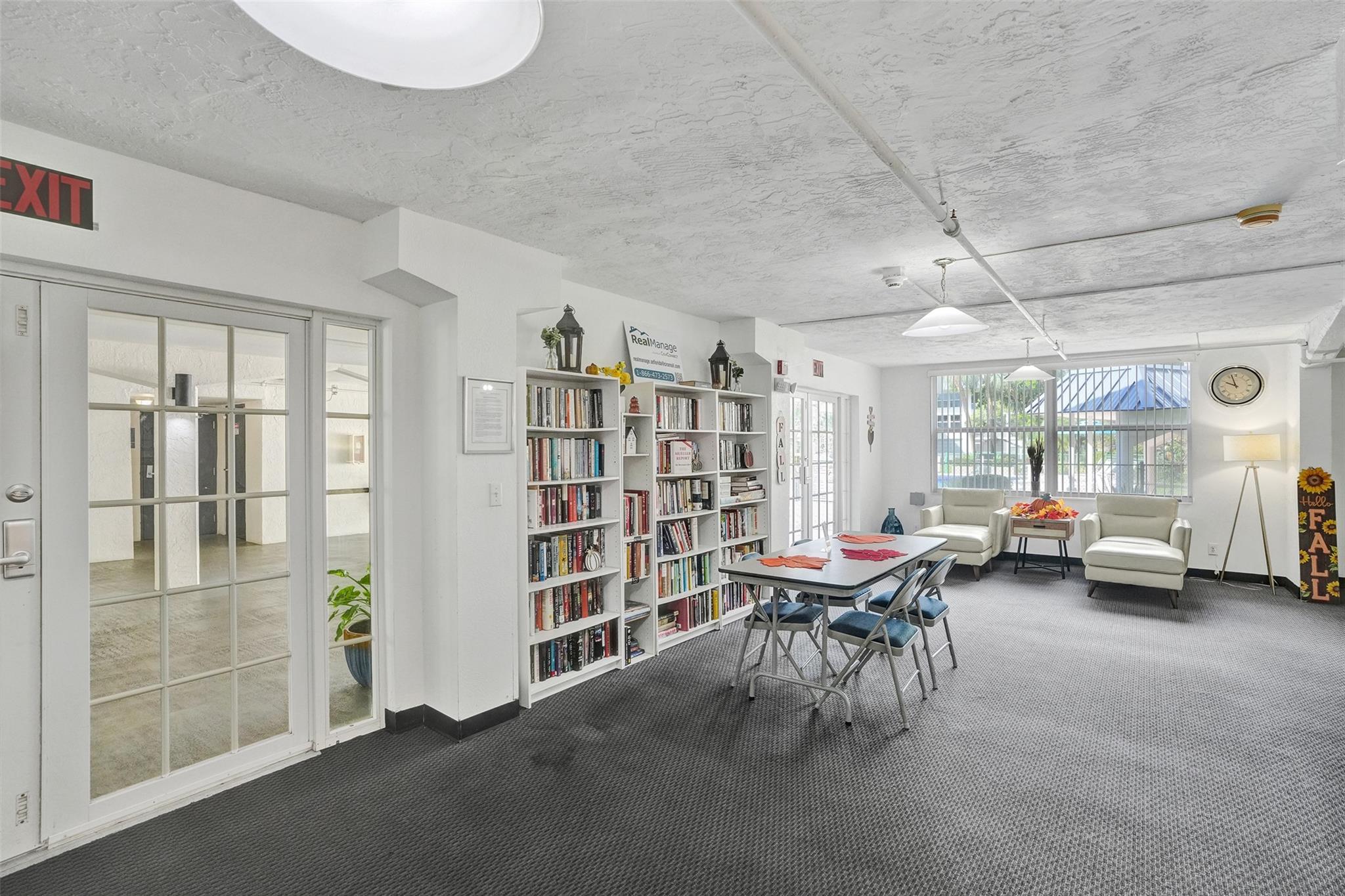 Kings Park Condominium - Residential