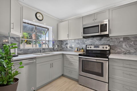 MLS: B26070079