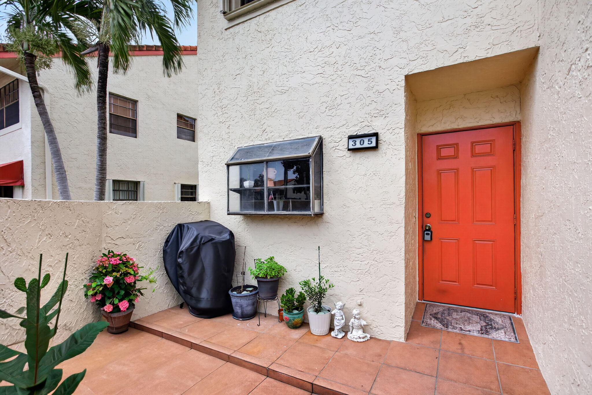 305 Congressional Way