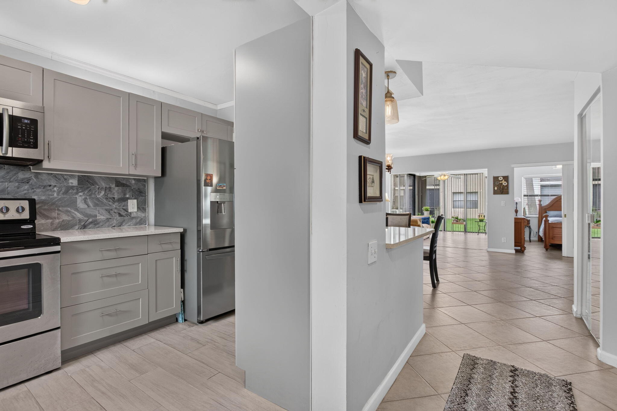 305 Congressional Way
