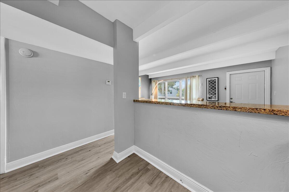 MARVILLA CONDOMINIUM - Residential