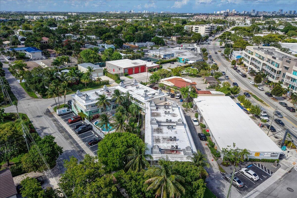 MARVILLA CONDOMINIUM - Residential