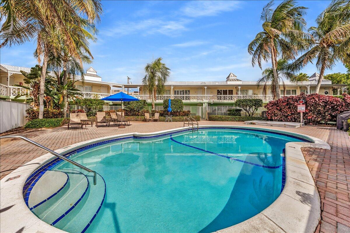 MARVILLA CONDOMINIUM - Residential