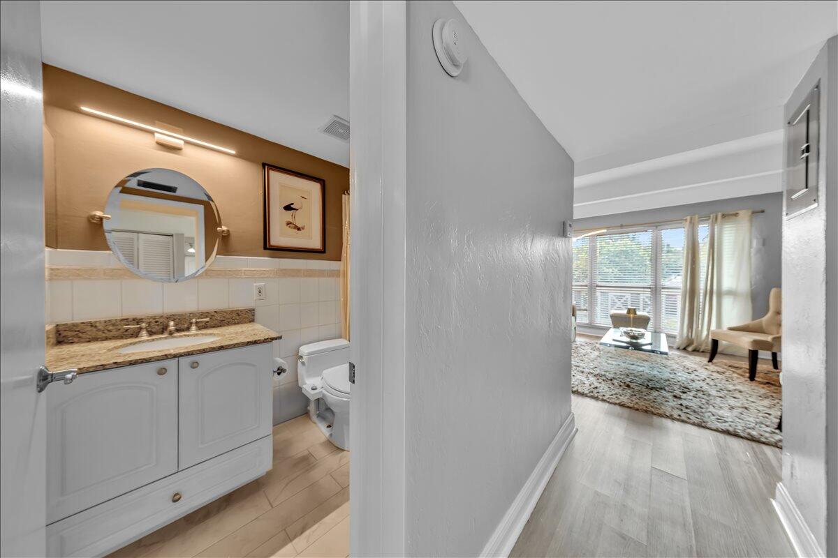 MARVILLA CONDOMINIUM - Residential