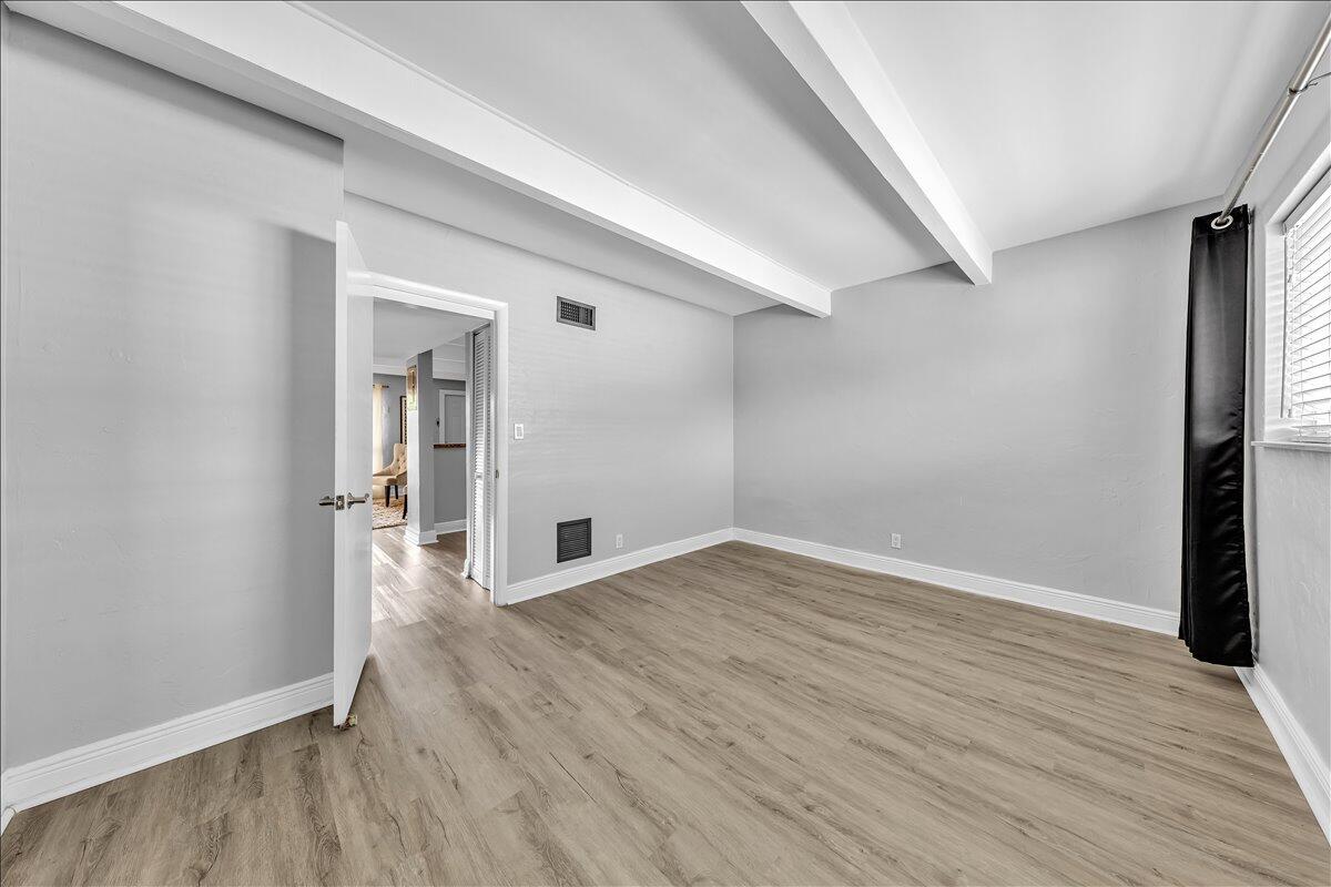 MARVILLA CONDOMINIUM - Residential