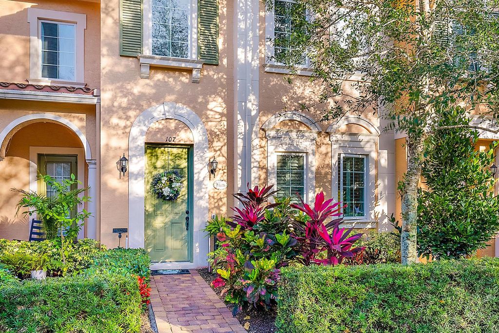 Photo of 107 Midleton Way, Jupiter, FL 33458 (MLS # R10958505)