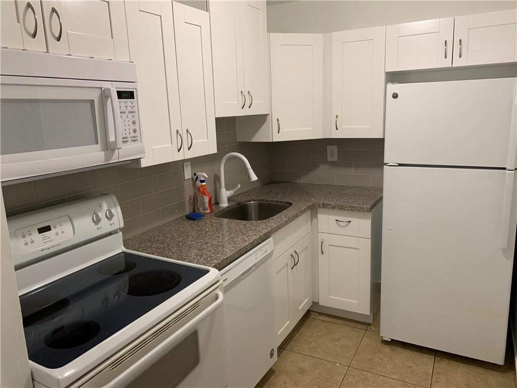 CRYSTAL HILLS - Residential