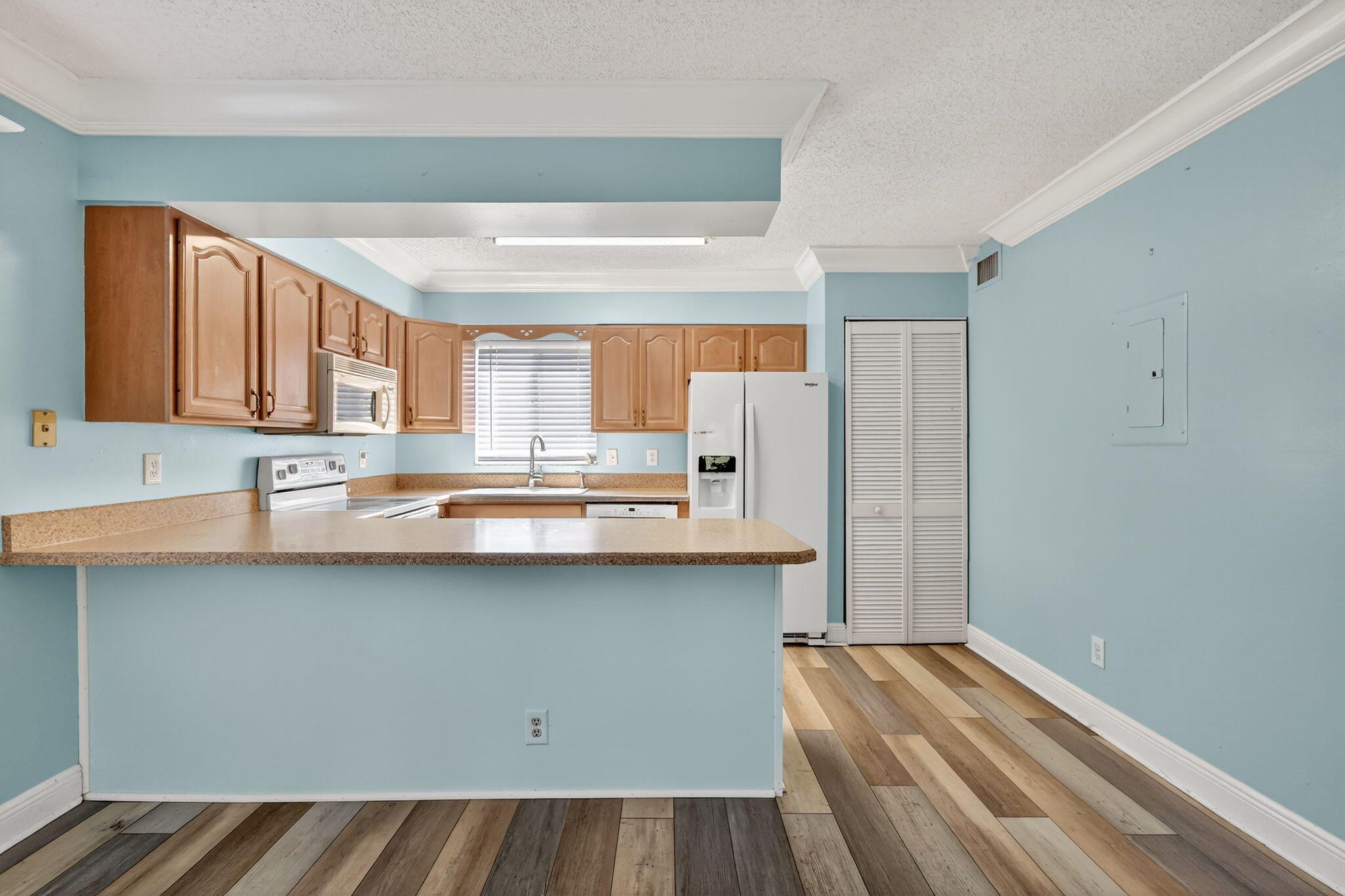 THE FOUNTAINS - Residential