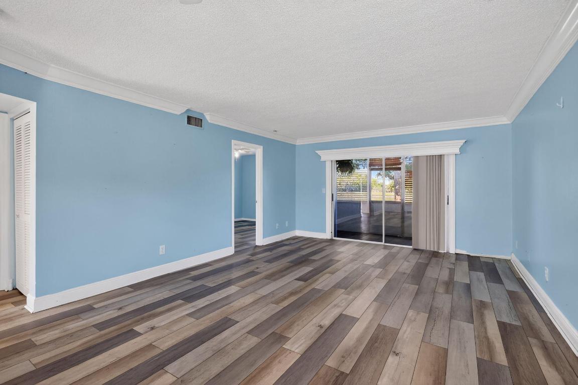 THE FOUNTAINS - Residential