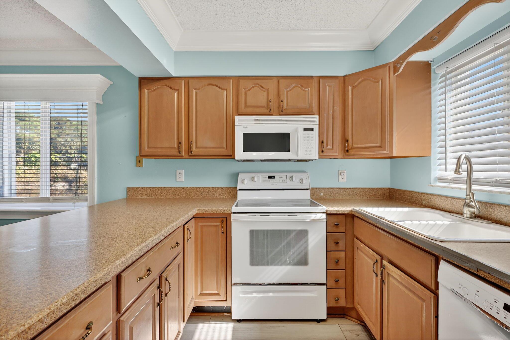 THE FOUNTAINS - Residential