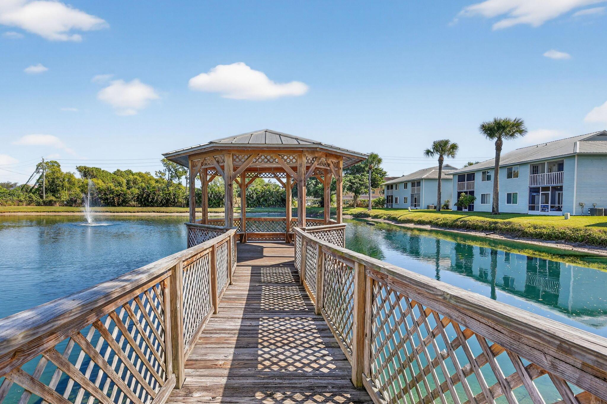 THE FOUNTAINS - Residential