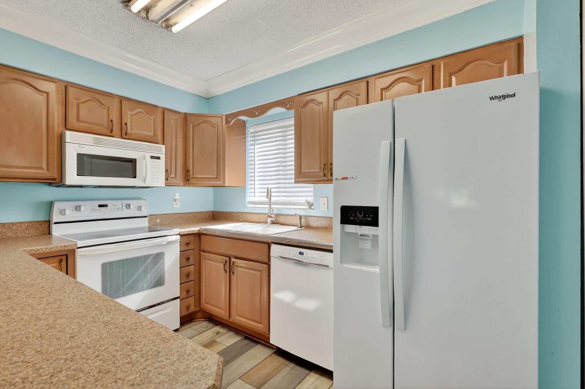 THE FOUNTAINS - Residential