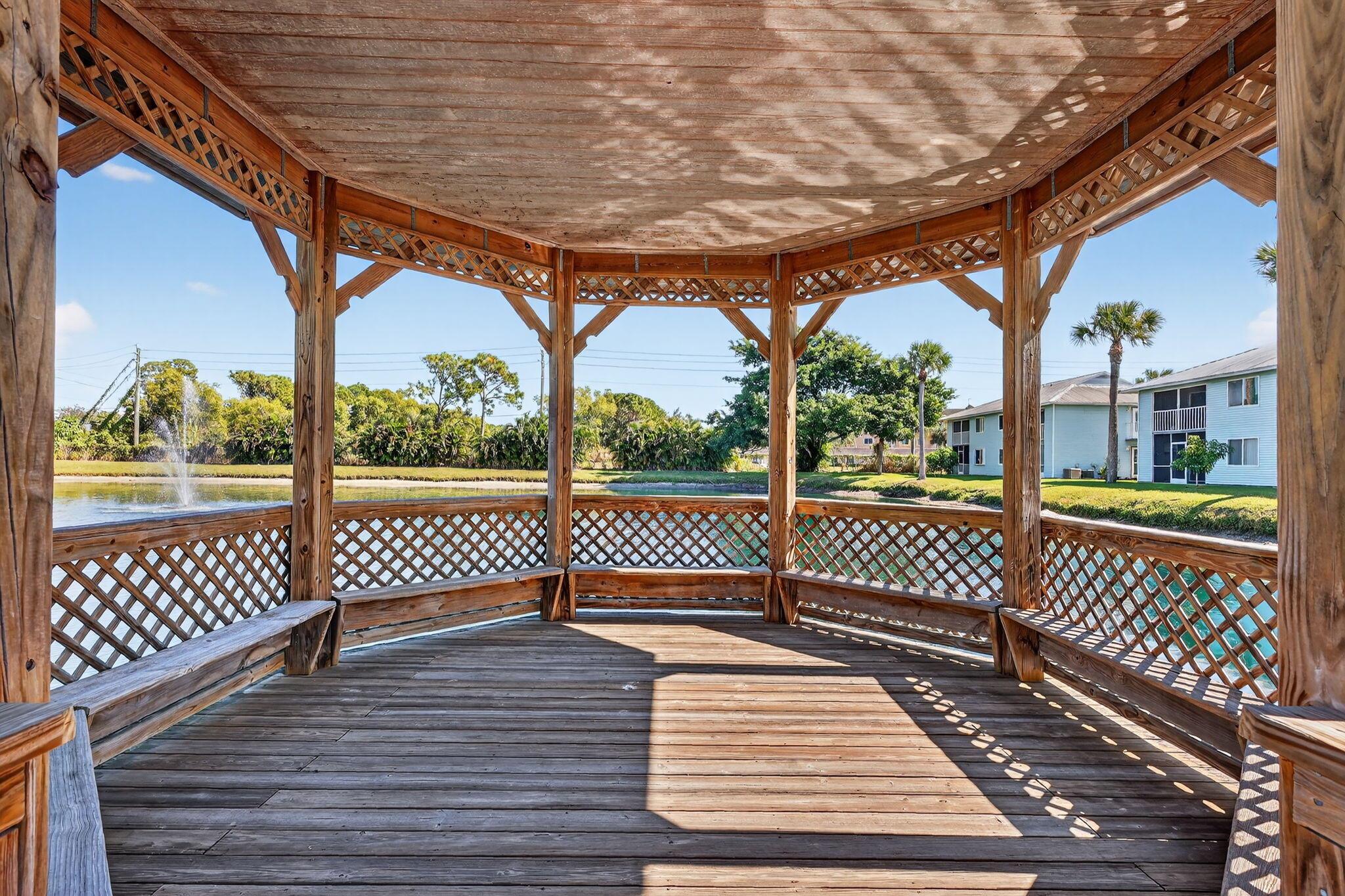 THE FOUNTAINS - Residential