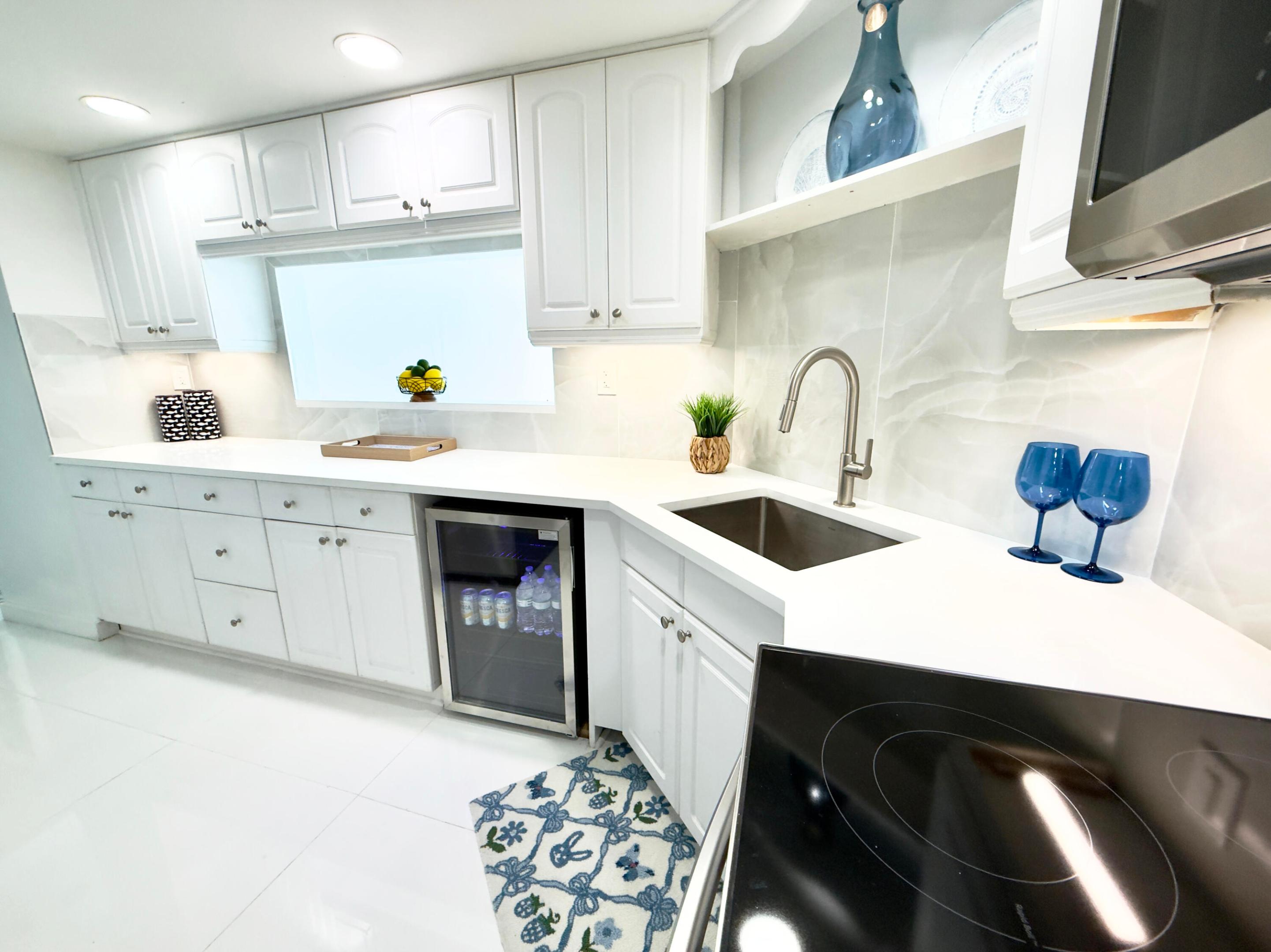 SKY HARBOUR EAST CONDO - Residential