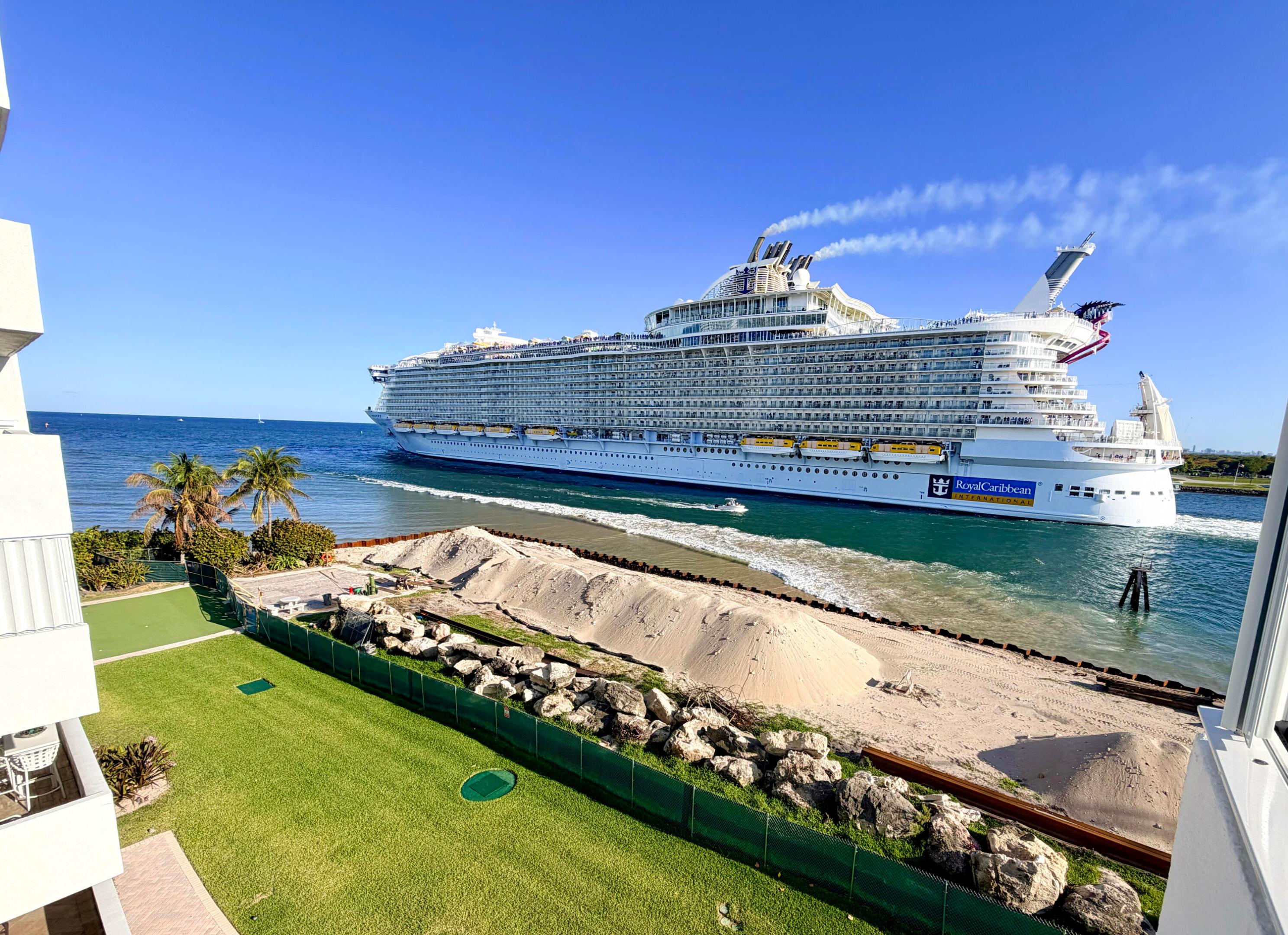 SKY HARBOUR EAST CONDO - Residential