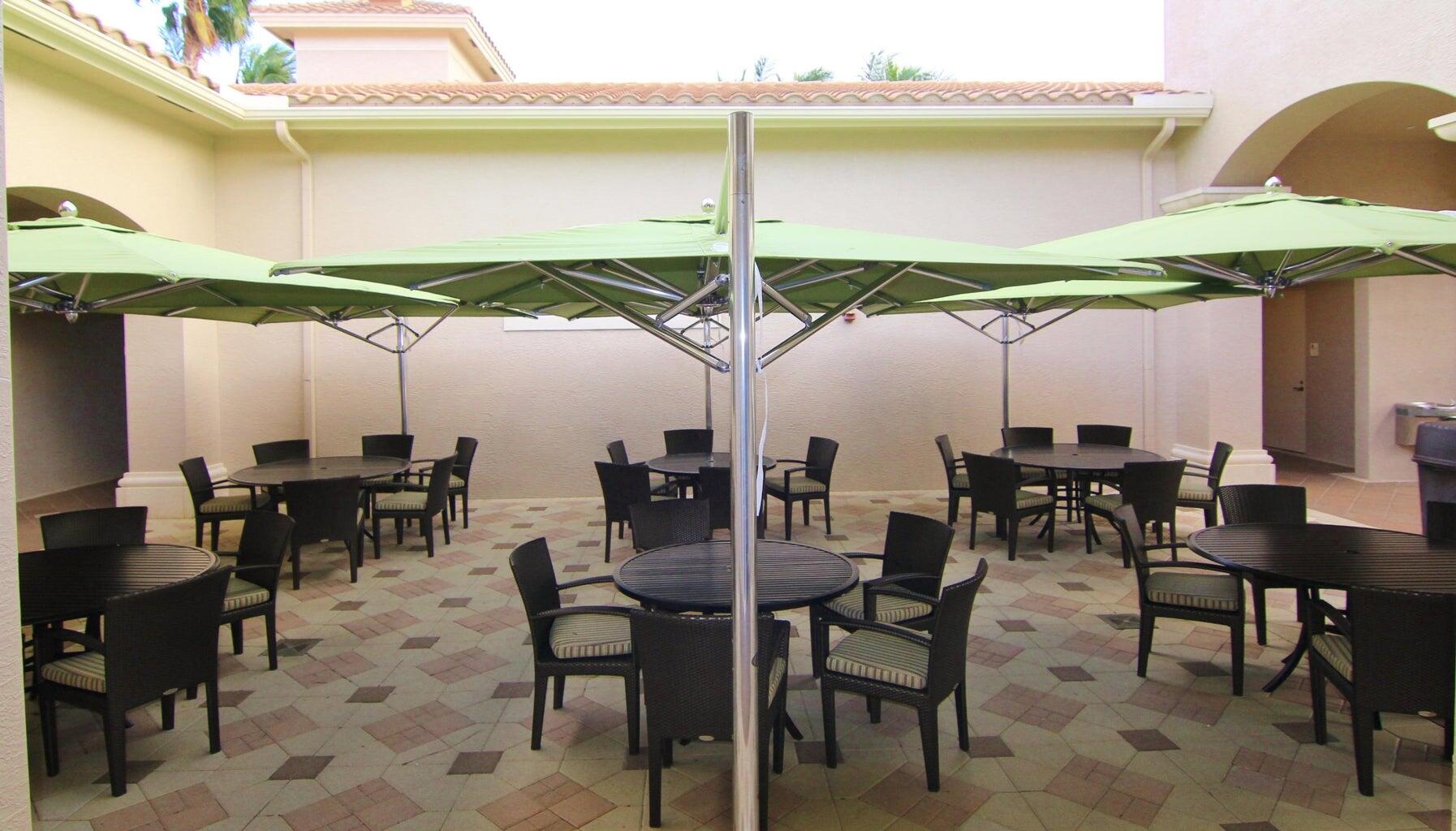 VALENCIA PALMS 1 - Residential