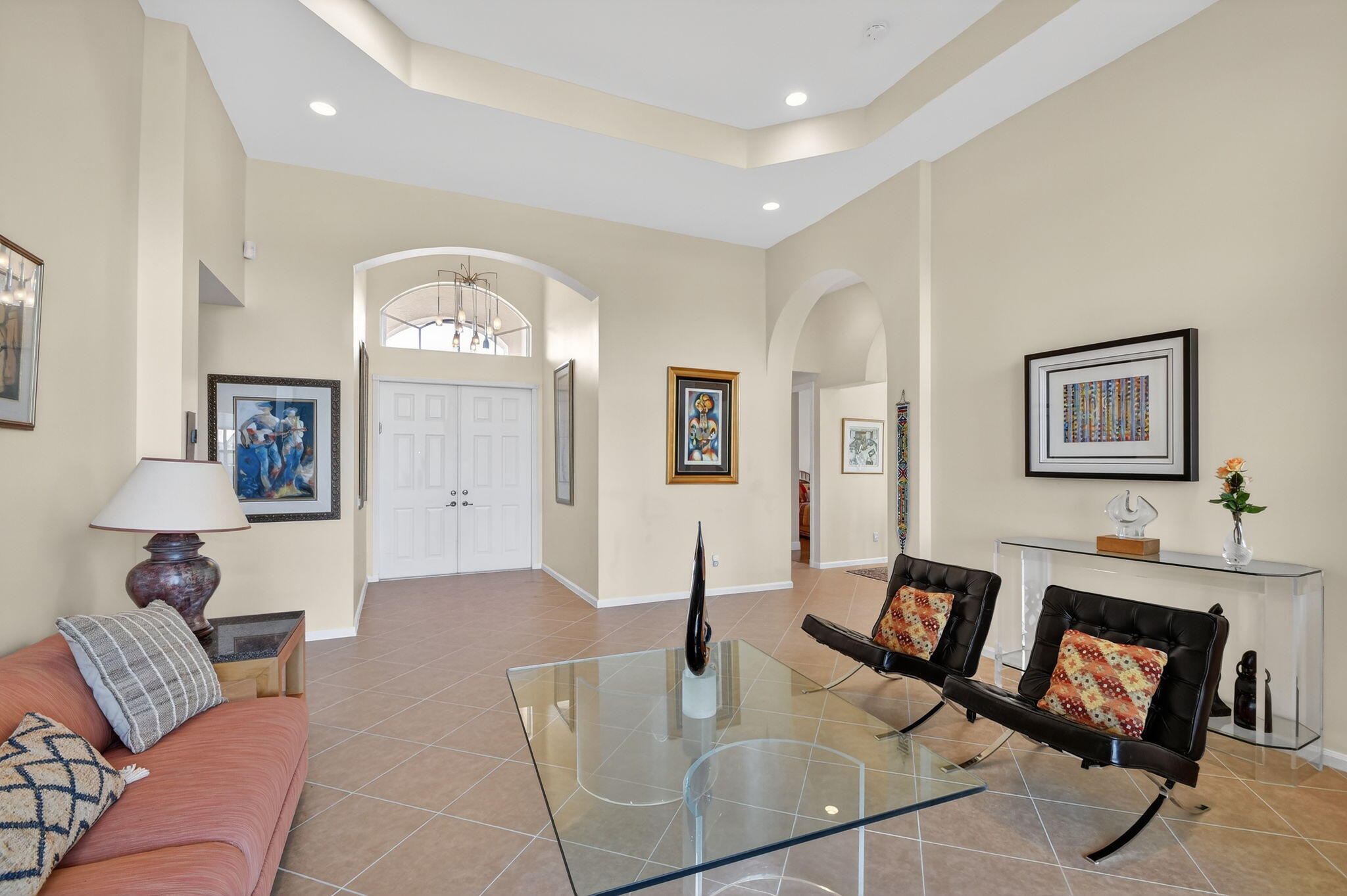 VALENCIA PALMS 1 - Residential