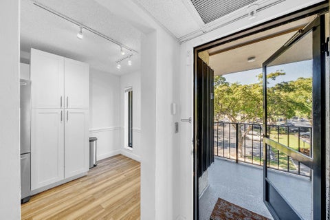 Tiny photo for 17 Royal Palm Way #3010, Boca Raton, FL 33432 (MLS # B26030466)