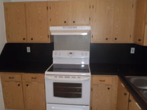 LAURELS AT SHERWOOD CONDO - Residential Lease