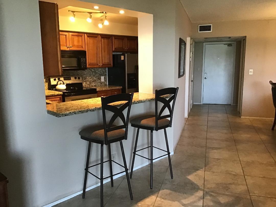 2940 N Course Dr 608