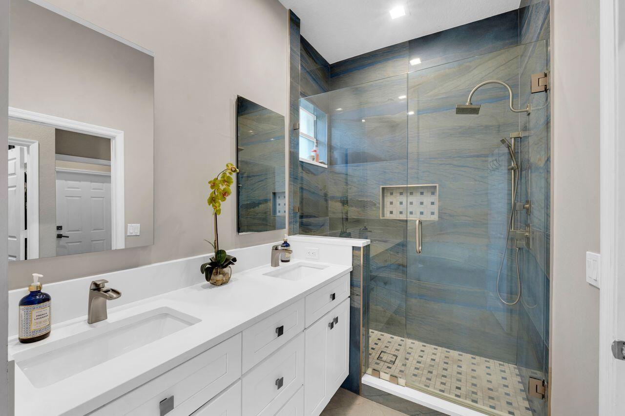 HERON BAY SOUTH - Residential