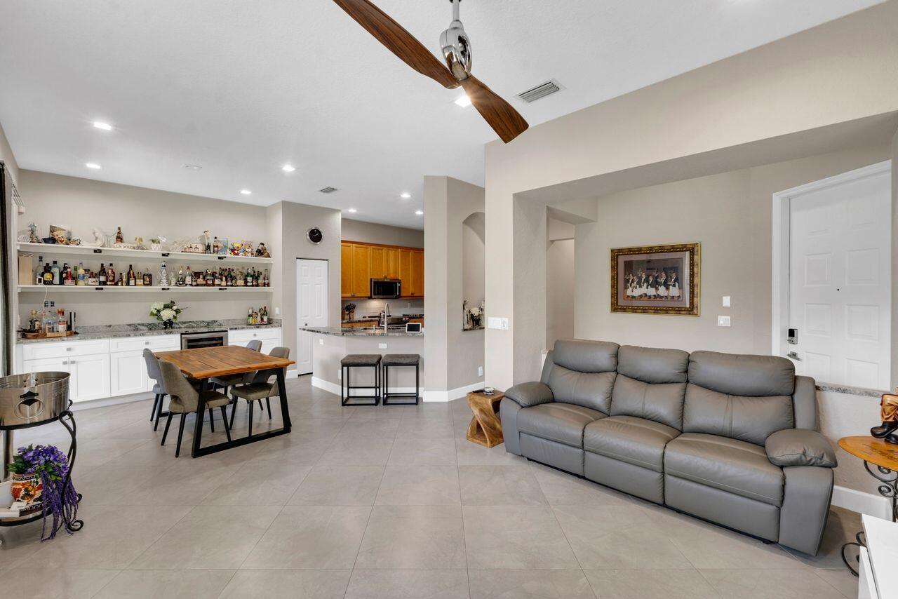 HERON BAY SOUTH - Residential