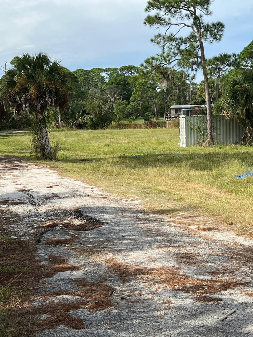 6595 Turnpike Feeder Road