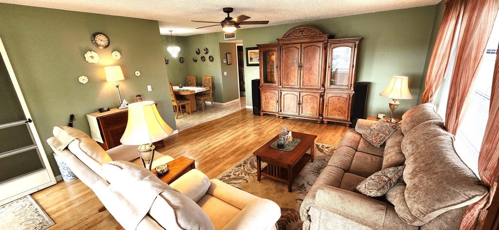 Photo of 1042 NORTH Drive #D, Delray Beach, FL 33445 (MLS # B26083967)