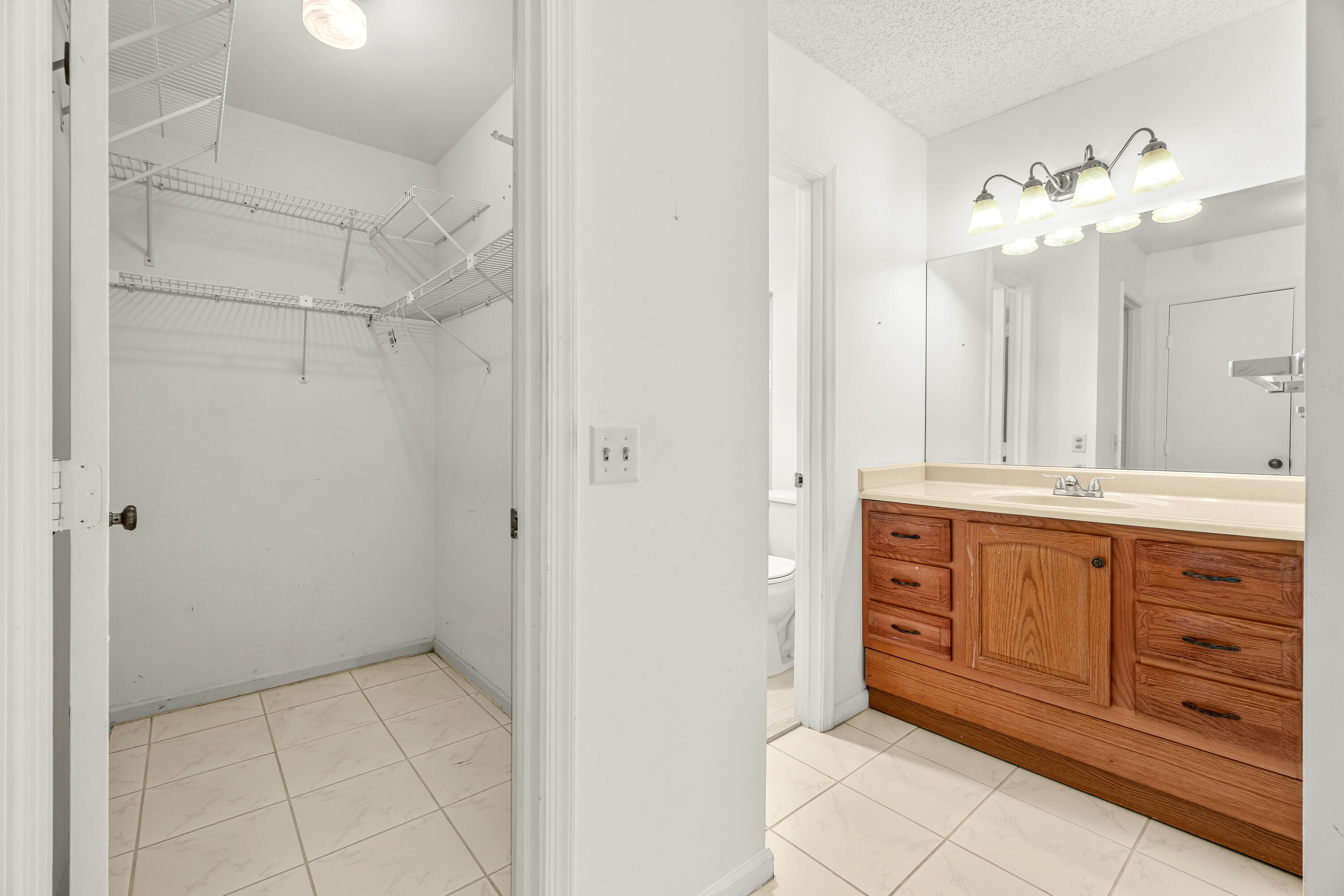 BENT TREE VILLAS WEST CONDO - Residential