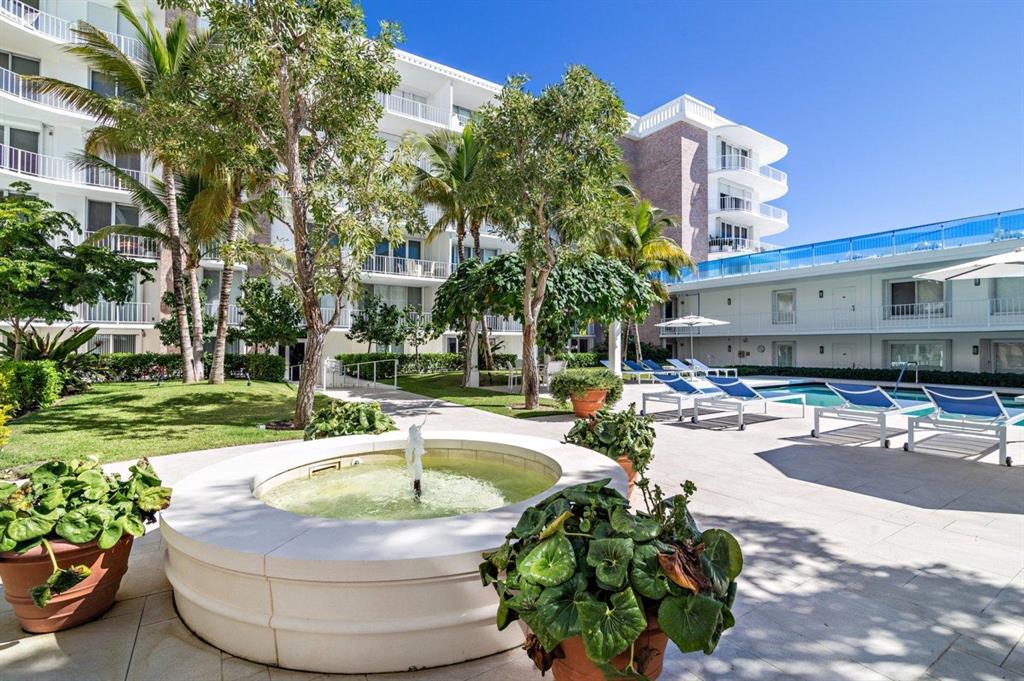 WINTHROP HOUSE COND DECL. - Residential