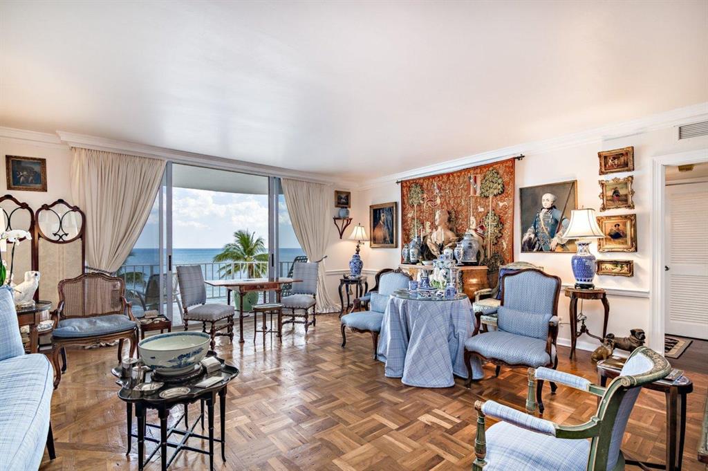 WINTHROP HOUSE COND DECL. - Residential