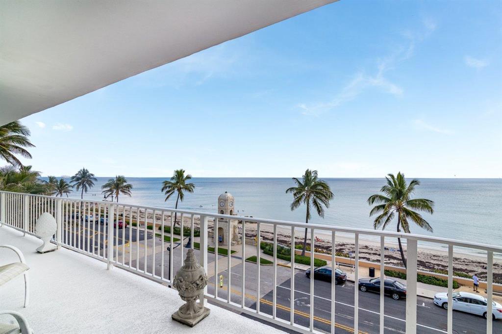 WINTHROP HOUSE COND DECL. - Residential