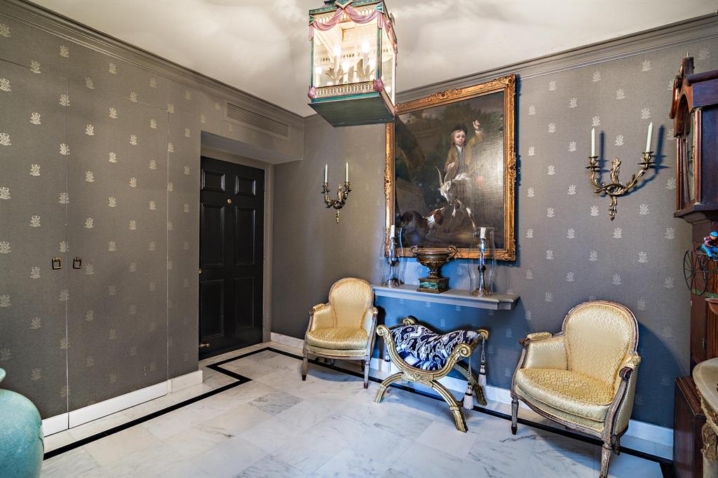 WINTHROP HOUSE COND DECL. - Residential