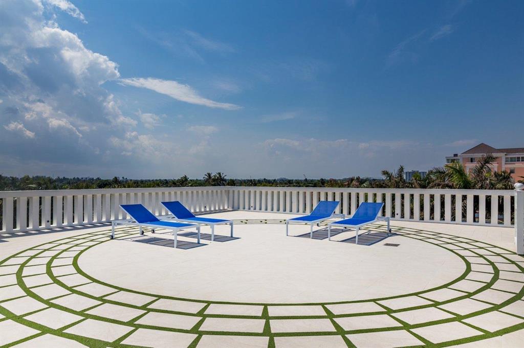 WINTHROP HOUSE COND DECL. - Residential