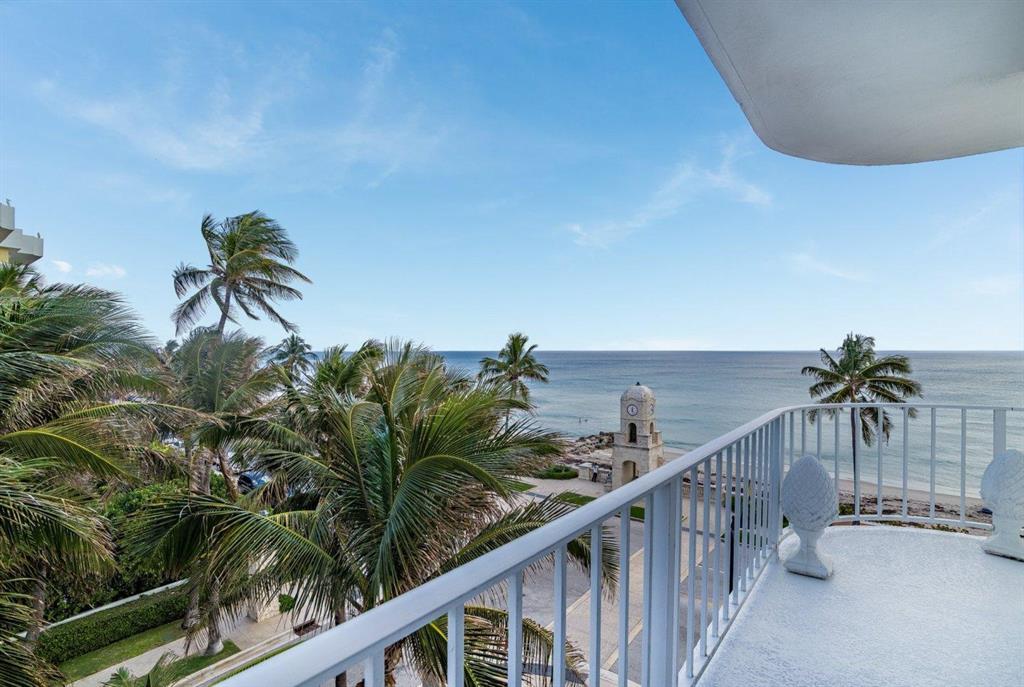 WINTHROP HOUSE COND DECL. - Residential