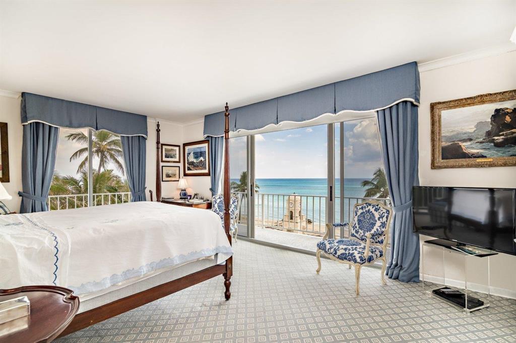 WINTHROP HOUSE COND DECL. - Residential