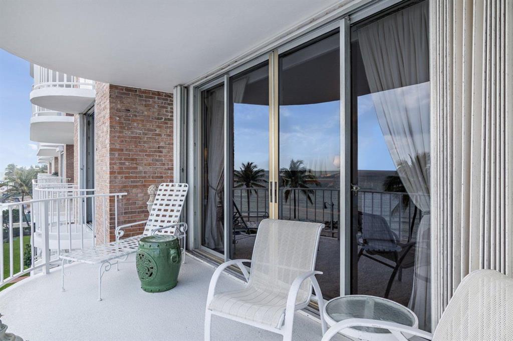 WINTHROP HOUSE COND DECL. - Residential