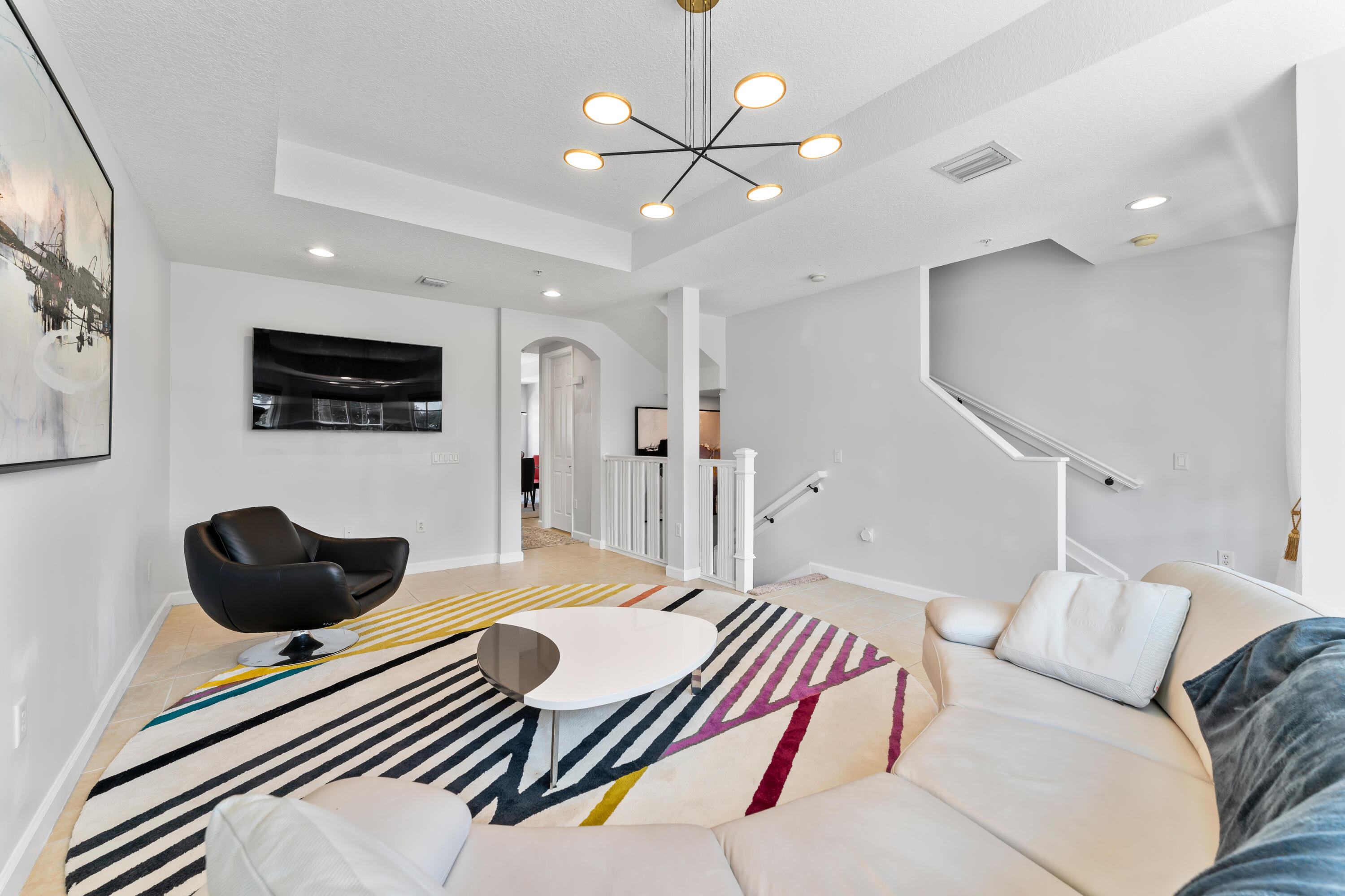 HARBOUR OAKS - Residential