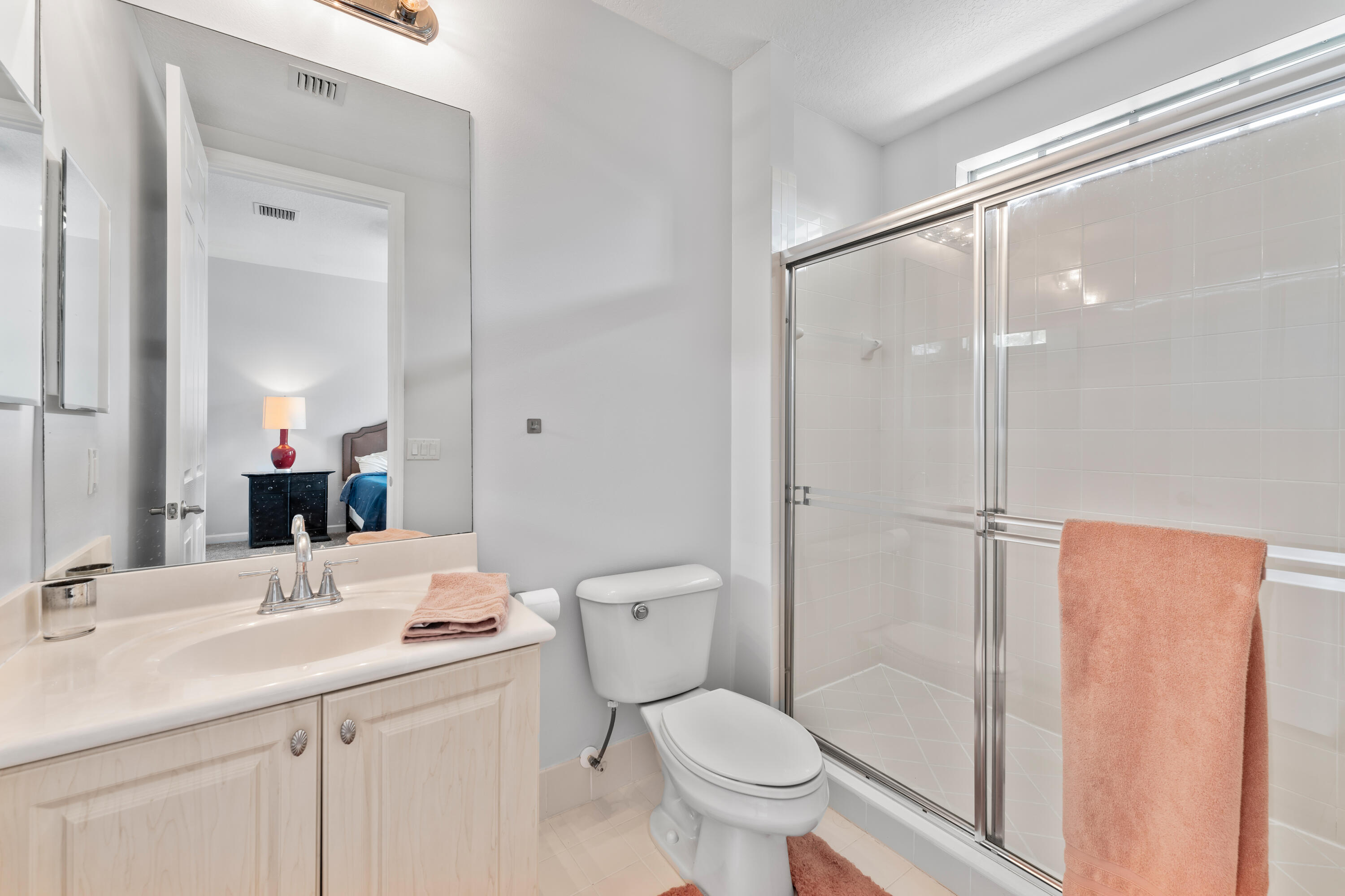 HARBOUR OAKS - Residential