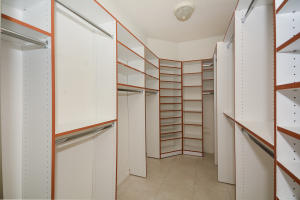 WHISPER WALK SEC E CONDO - Residential