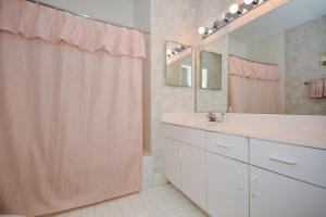 WHISPER WALK SEC E CONDO - Residential