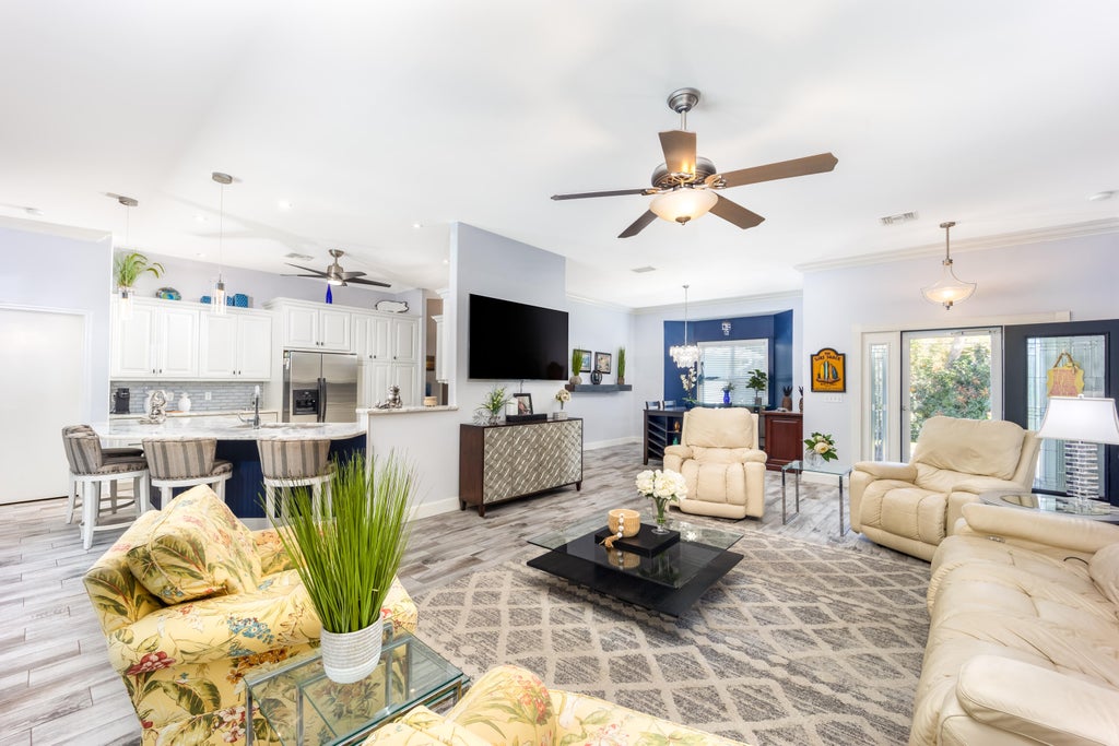 Photo of 5901 Bamboo Drive, Fort Pierce, FL 34982 (MLS # R11053194)