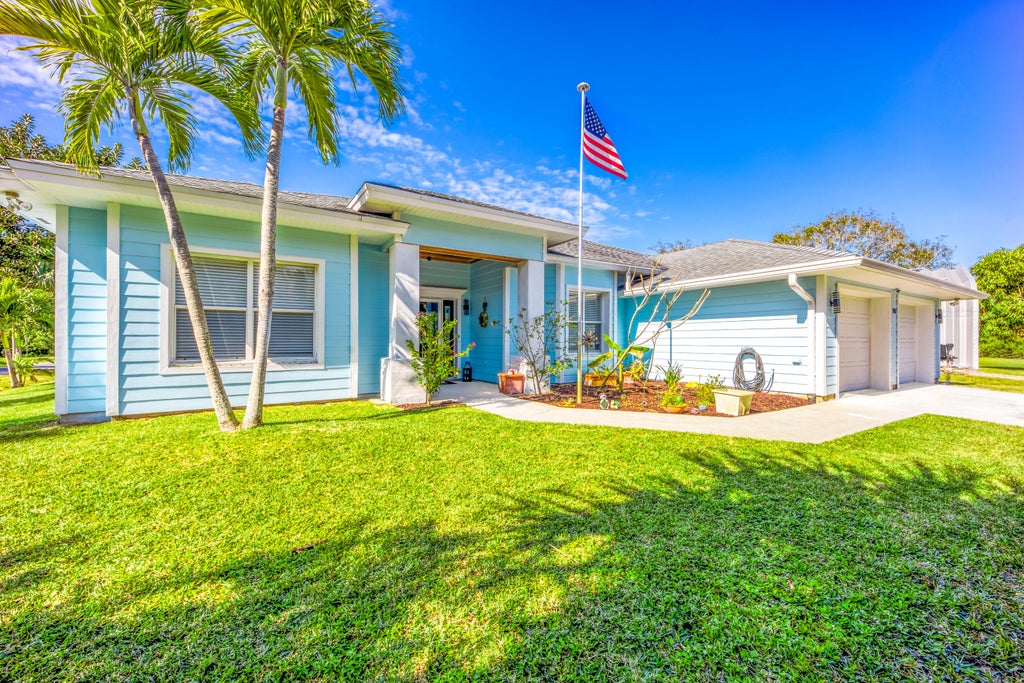 Photo of 5901 Bamboo Drive, Fort Pierce, FL 34982 (MLS # R11053194)