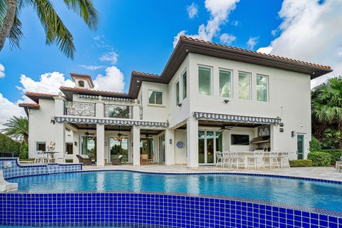 Tiny photo for 760 Coquina Way, Boca Raton, FL 33432 (MLS # B26076565)